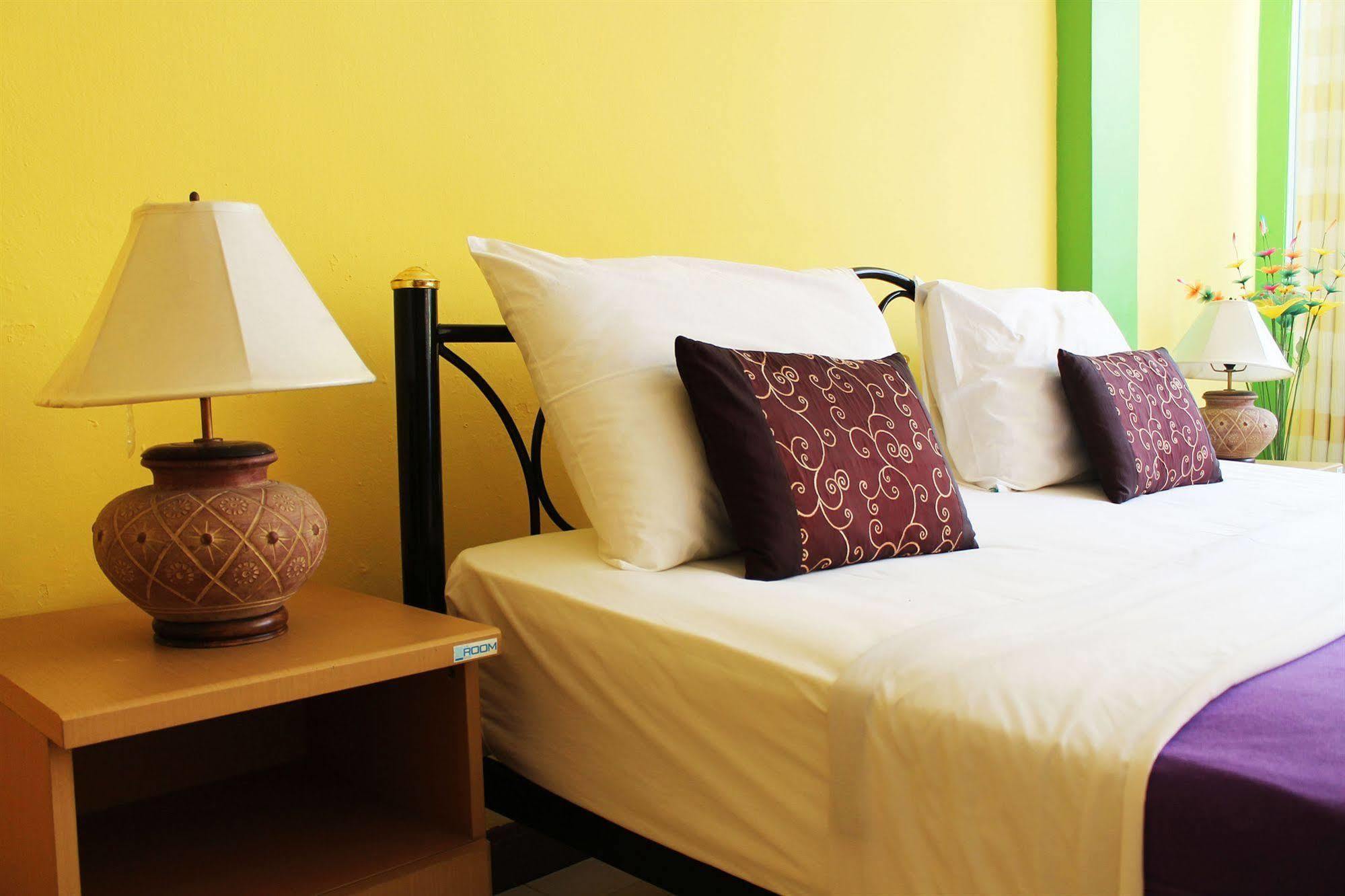 Welcome Marina Bãi biển Jomtien Ngoại thất bức ảnh