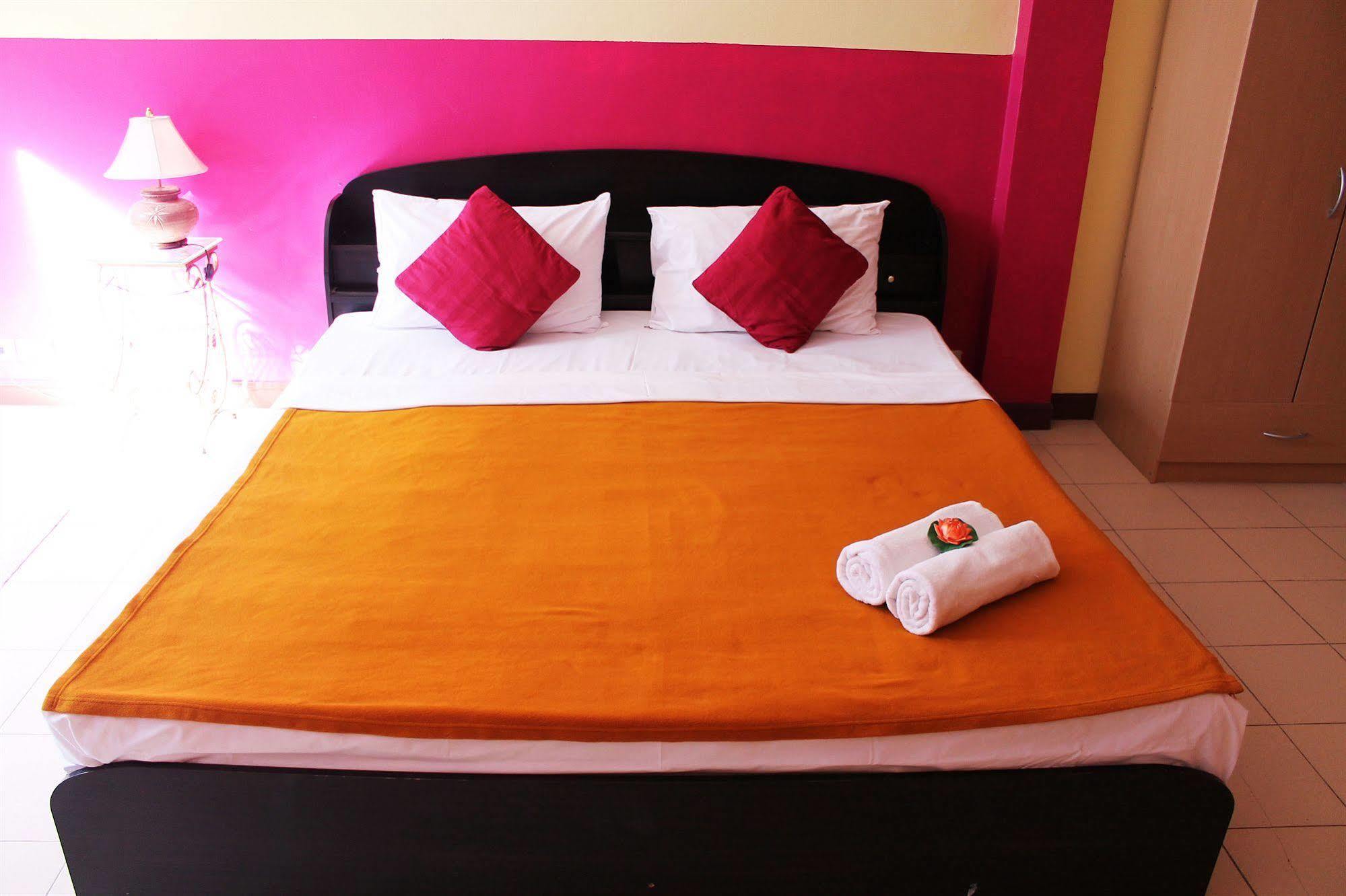 Welcome Marina Bãi biển Jomtien Ngoại thất bức ảnh